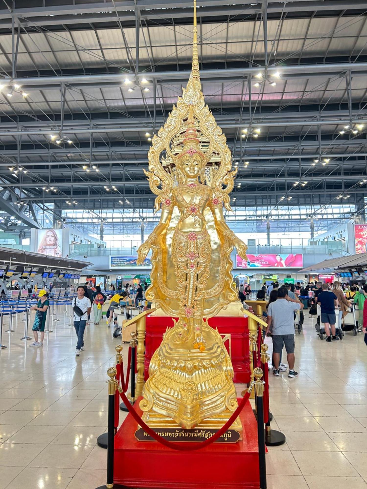 Mina 美景公寓酒店 Pattaya Bagian luar foto