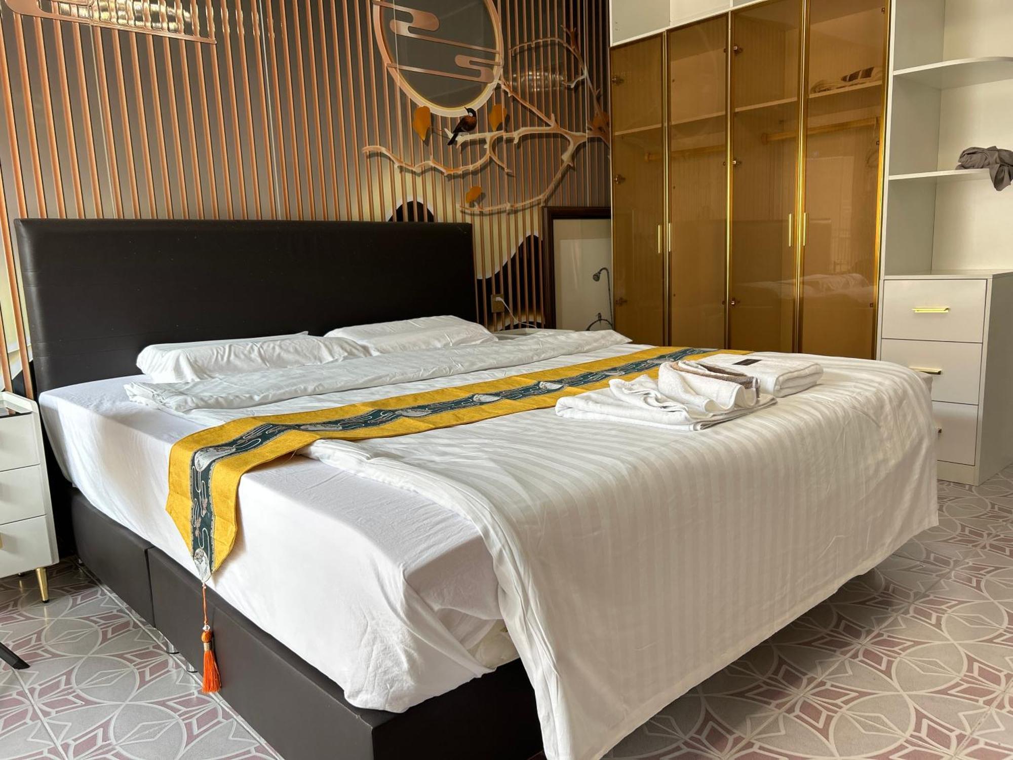 Mina 美景公寓酒店 Pattaya Bagian luar foto